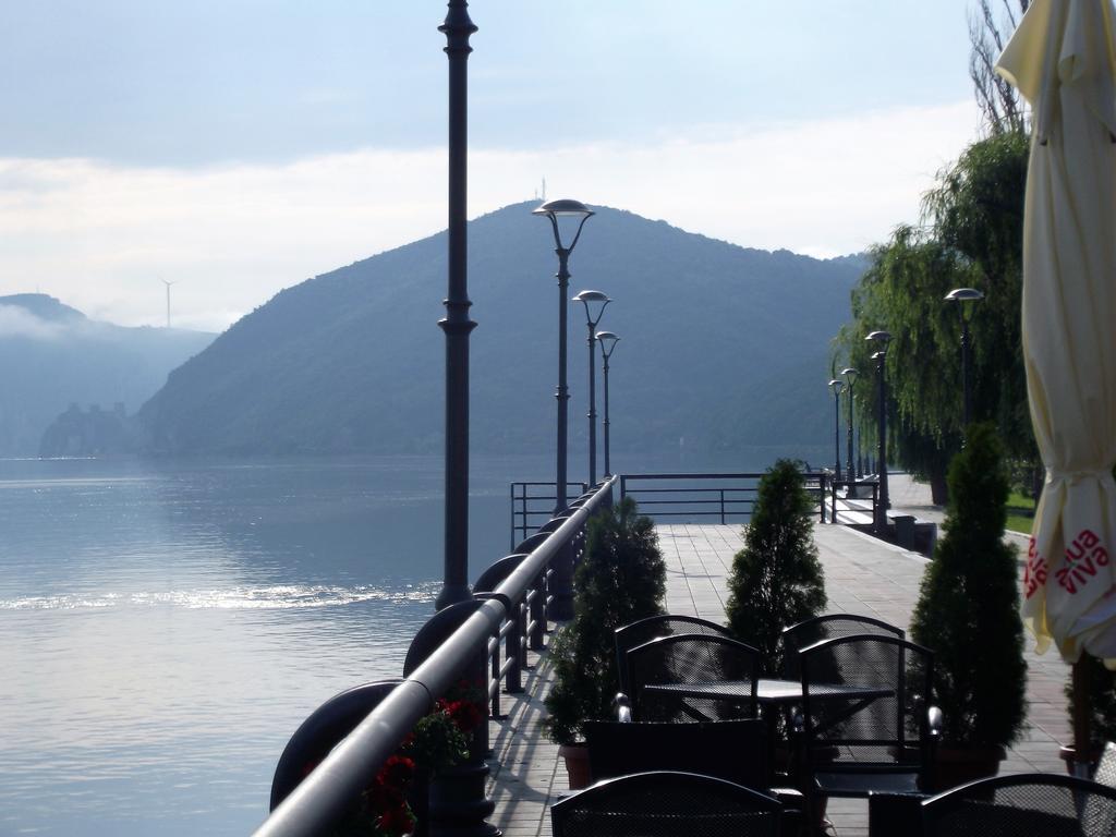 Ferienwohnung Zlatna Ribica Golubac Exterior foto