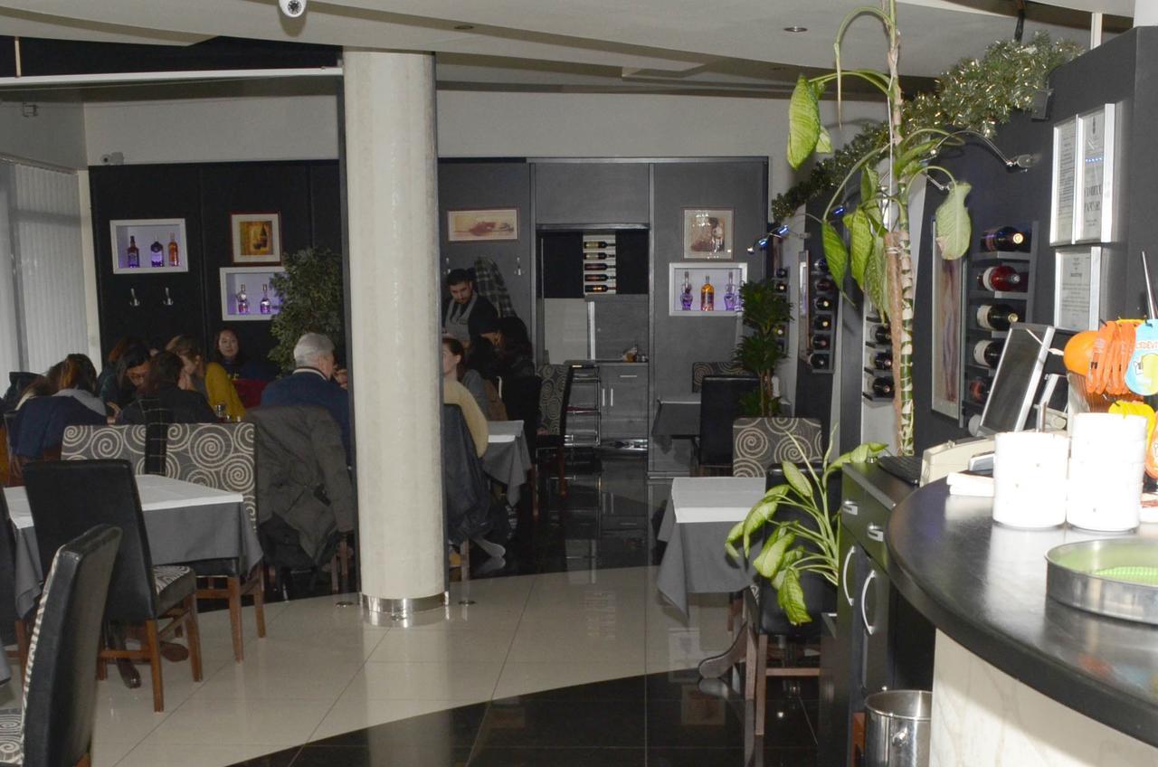 Ferienwohnung Zlatna Ribica Golubac Exterior foto
